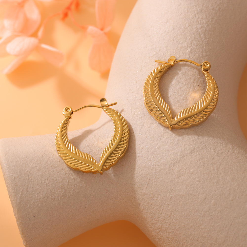 Pendientes de acero inoxidable estilo europeo, minimalista y ligero