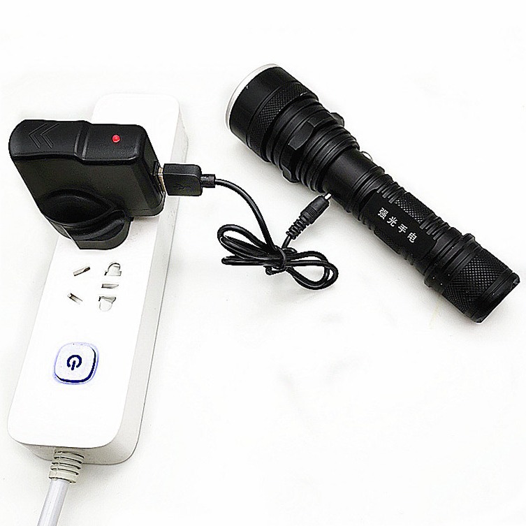 源头厂家USB英规头充电器 18650锂电池充电器智能USB英规直充