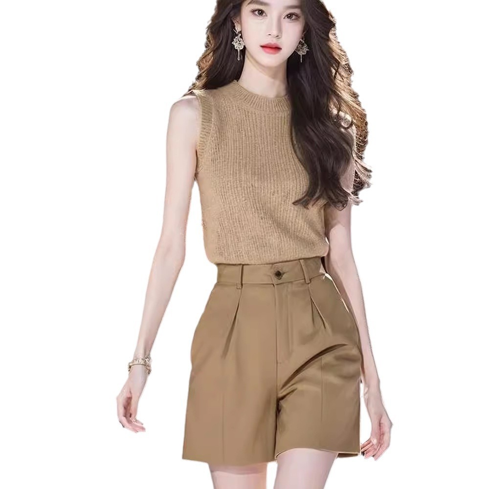 Áo ba lỗ kaki công sở phong cách phương Tây dáng người nhỏ xinh FL240755 — Kaki,