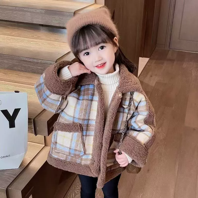 女童洋气加绒格子秋冬款羊羔毛外套女宝宝2025新款加厚冬装上衣潮
