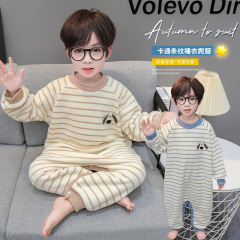 子供の連体パジャマ秋冬フランネル男児の寝袋に赤ちゃんを厚くした少年サンゴのベルベットは家の服を蹴るのを防ぐ