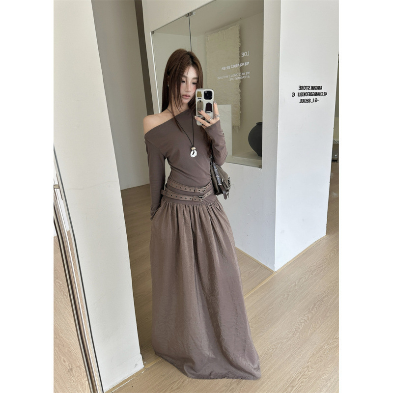 Real Shot of Ready-Made Double Belt Asymmetric Sloping Shoulder Splicing Matte Wrinkled Long-Sleeved Dress