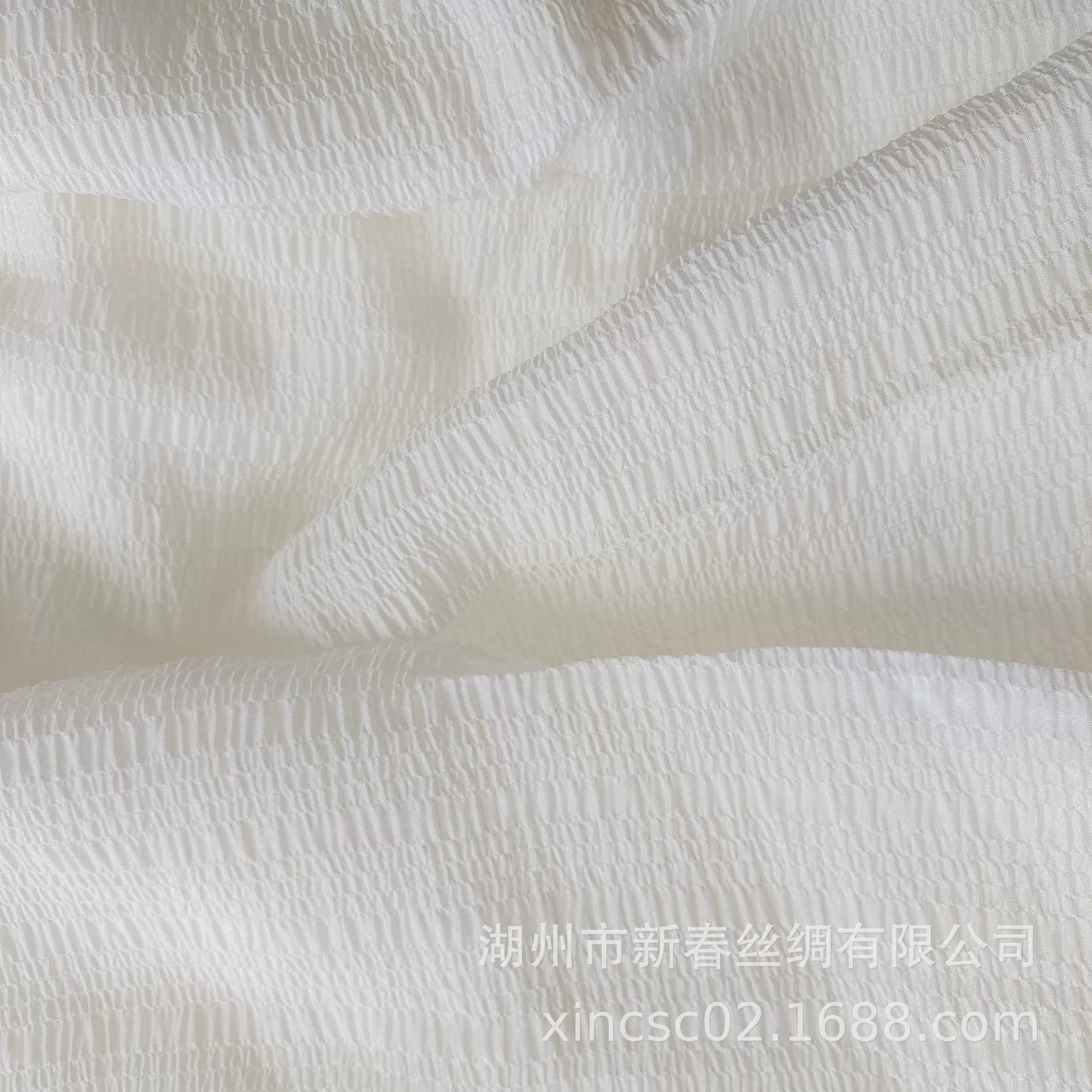 Silk elastic cloth