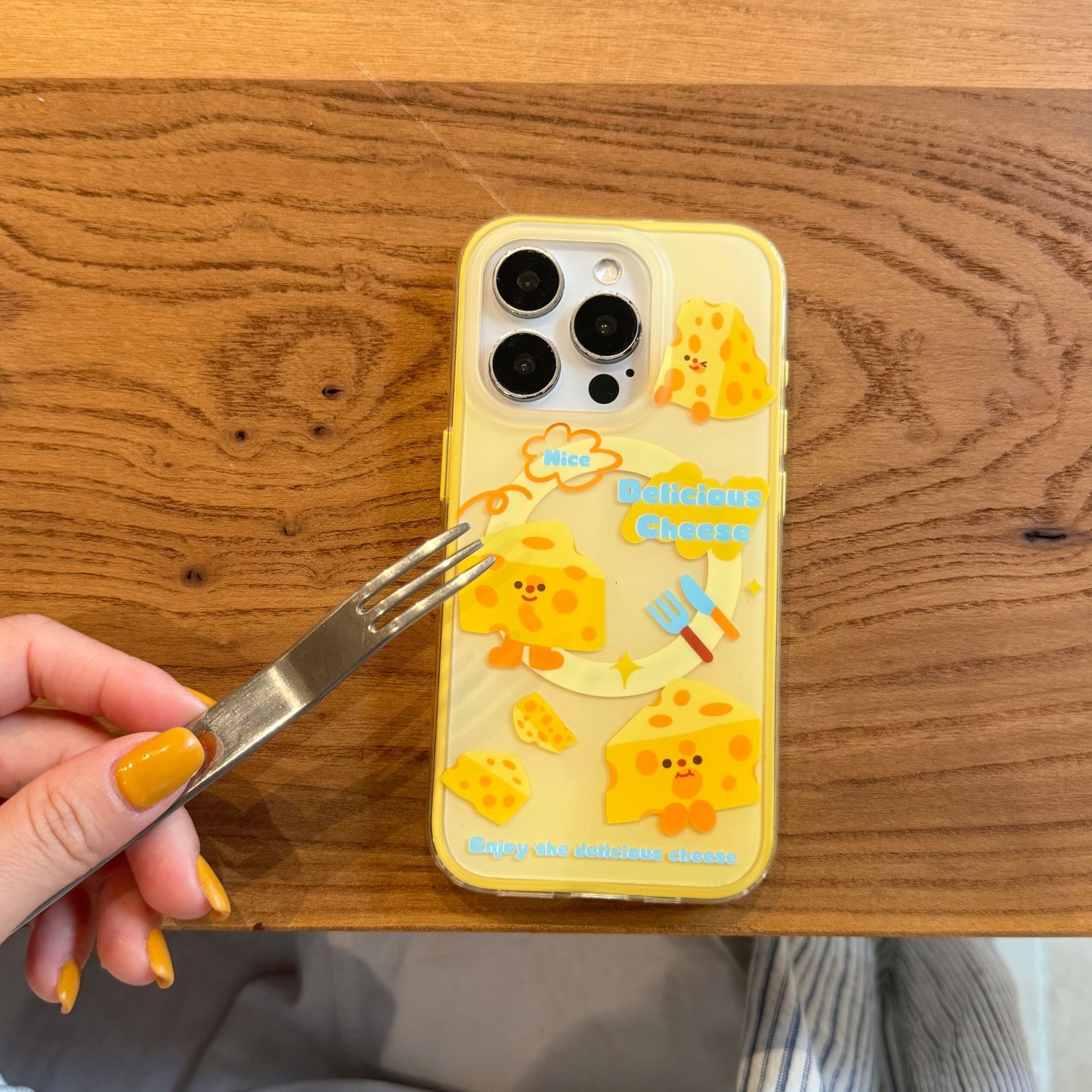 Queso amarillo divertido coreano para Apple 15Pro/16Pro funda para teléfono móvil 14ProMax femenino 13 nuevo 16PM