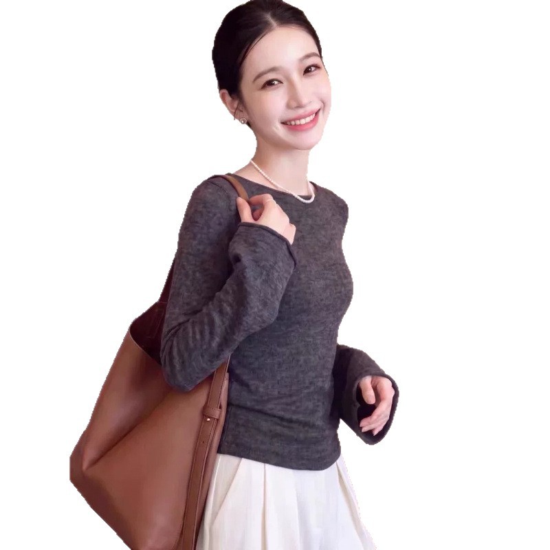 프렌치 빈티지 미니멀 일자넥 플레어 소매 상의녀 2026 가을 신상 서양식 백