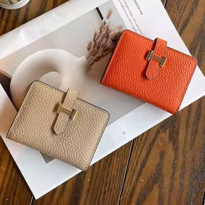 Genuine Leather Wallet for Women, Short Style, 2026 New Model, Card Holder, Niche Design, Exquisite, High-End, Multifunctional Driver's License Card Holder Genuine Leather Wallet for Women, Short Style, 2026 New Model, Card Holder, Niche Design, Exquisite, High-End, Multifunctional Driver's License Card Holder