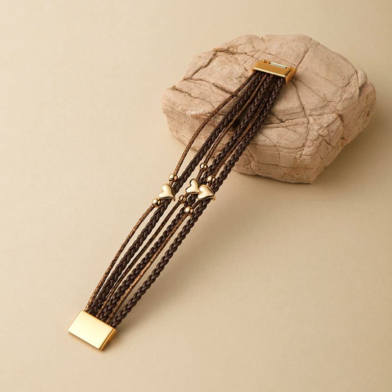 Retro Streetwear Heart Shape Pu Leather Alloy Wrap Bracelets Wholesale display picture 18