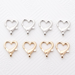 Diyアクセサリーの愛のロブスターバックルの金属のキーホルダーのハート型の合金の手作りの材料