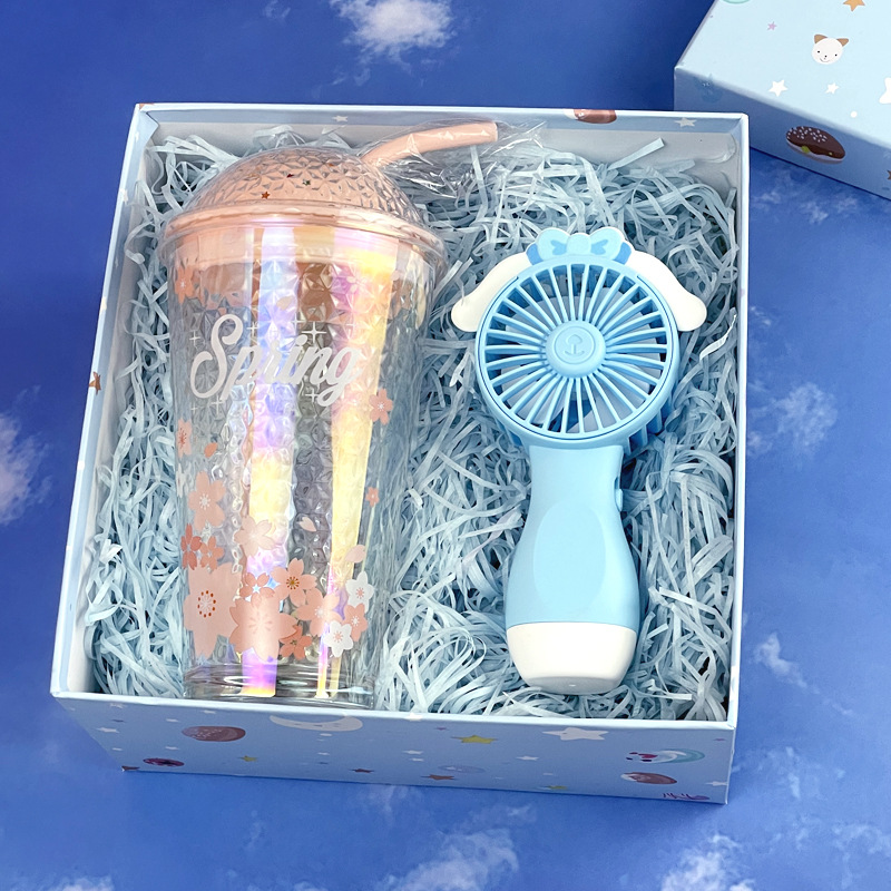 Día de los niños del 1 de junio dibujos animados espaciales creativos acompañantes caja de regalos bolsas de regalos caja de embalaje de regalos sensación de alto nivel