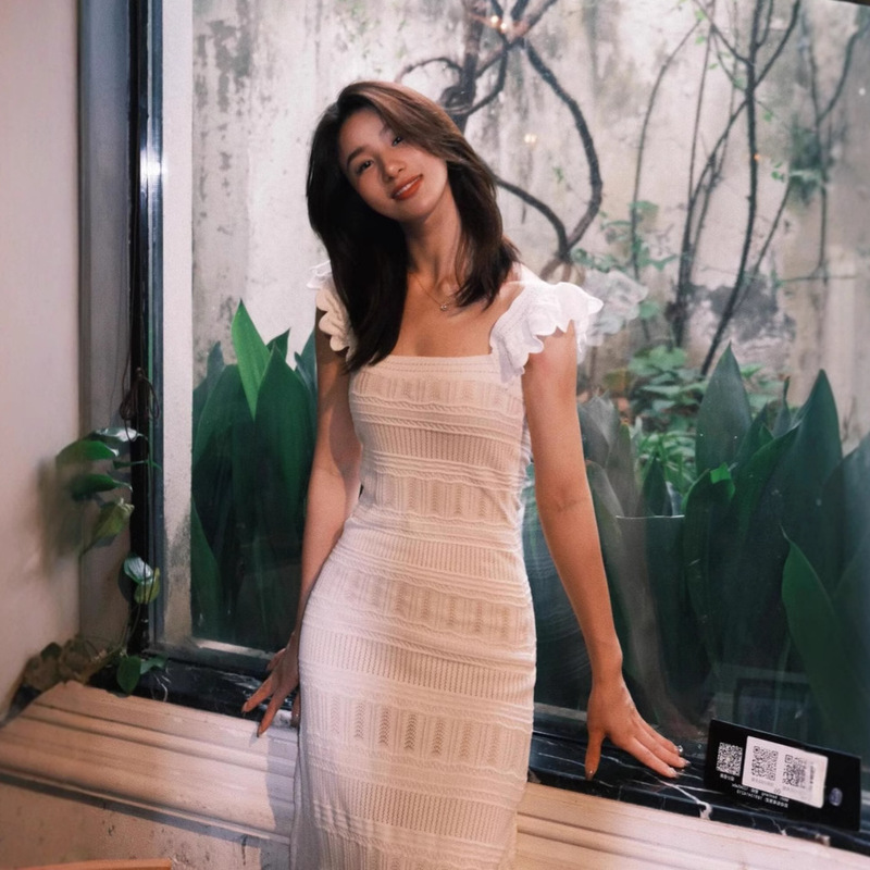 French Style Elegant Romantic Flying Sleeve Square Collar Sling dress Women's Niche Design Holiday White Fairy Dress