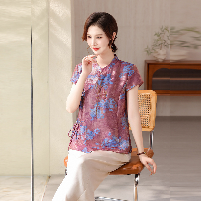 New Chinese Style Jacquard Shirt for Women, Summer Short-Sleeve Mother's Blouse with Traditional Chinese Buttons, Retro Diagonal Collar Top