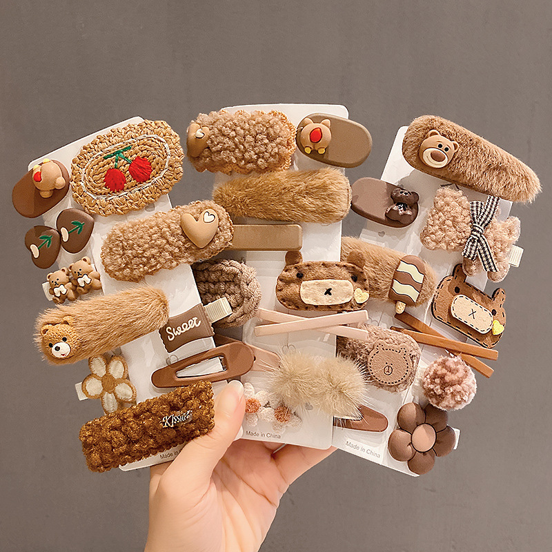 Celebridades de Internet 2022 nueva horquilla de felpa lateral femenina clip tocado flequillo lindo clip lateral japonés clip lateral