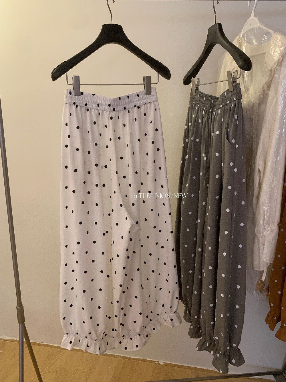 Quần culottes nữ ống rộng chấm bi phong cách vintage, cạp chun, dáng suông rộng thoải mái — màu đen, Màu bí ngô, màu trắng, màu xám chi tiết 33