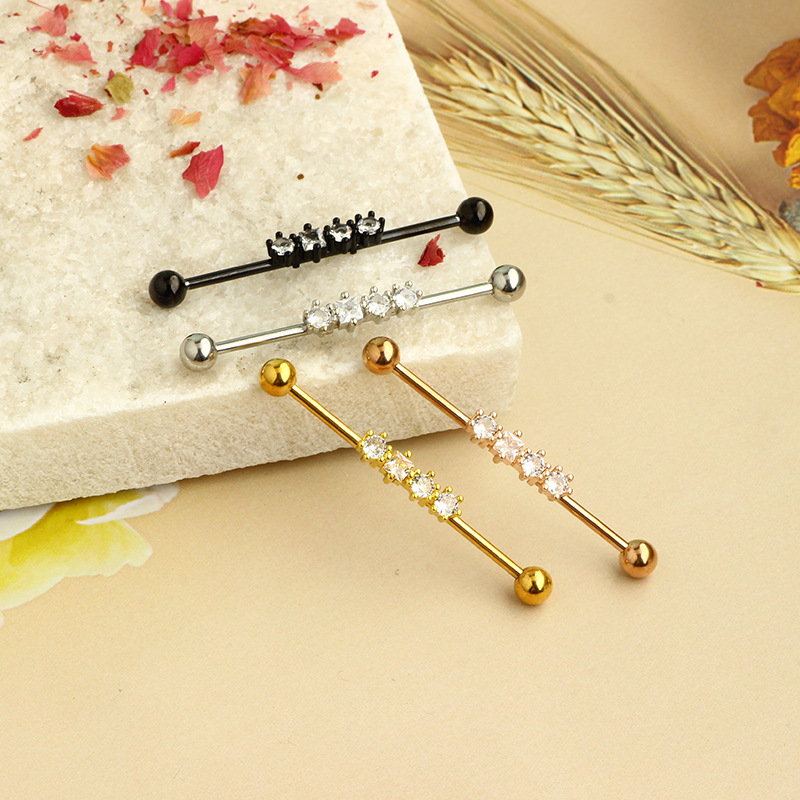 16G labret stud size and finish detail