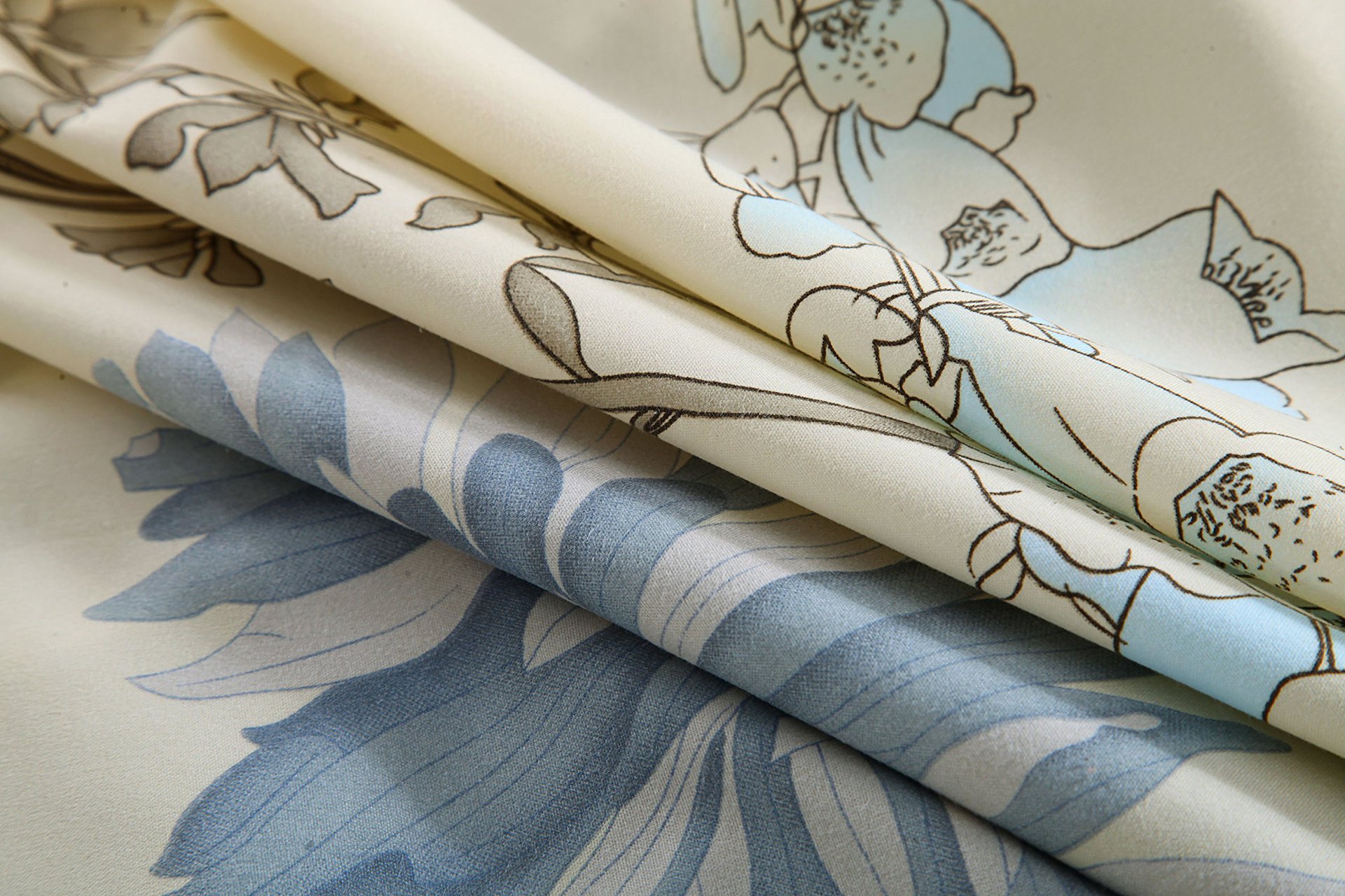 King Yellow With Blue Flora-06