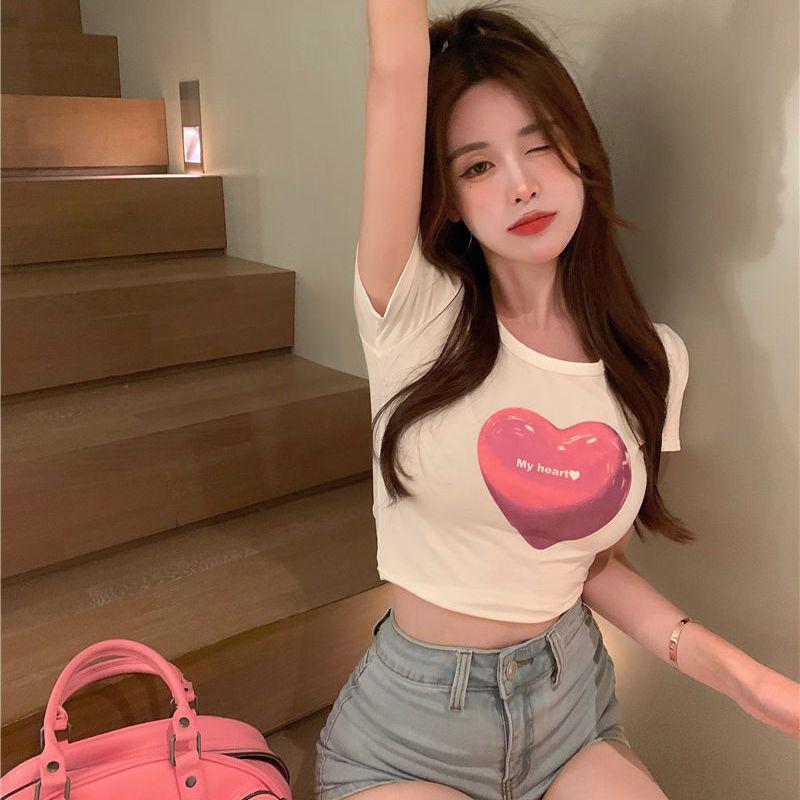 Korean Spicy Girl Tight-Fitting Short T-Shirt for Female Students, Simple Heart Print Crop Top, Short-Sleeve, Exposed Navel Inner Wear Top for Summer