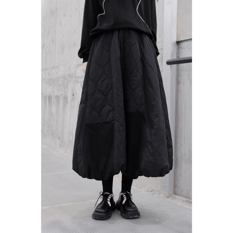 Fashionable knitted quilted long keep warm demi-season skirt