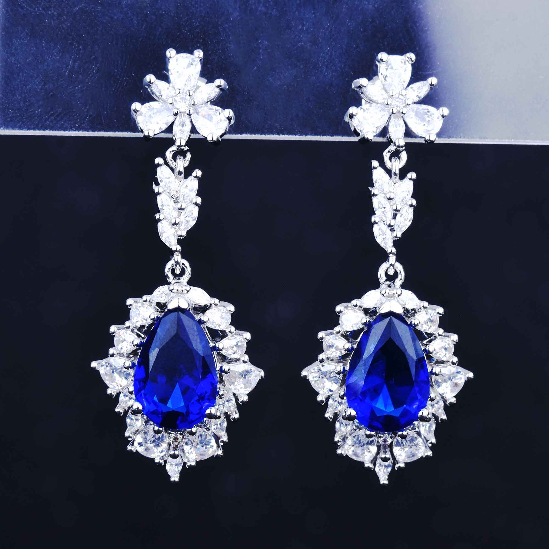 European And American Luxury Imitation Natural Tanzanite Blue Jewellery Drop-shaped Diamond Earrings, Colorful Ring Pendants display picture 7