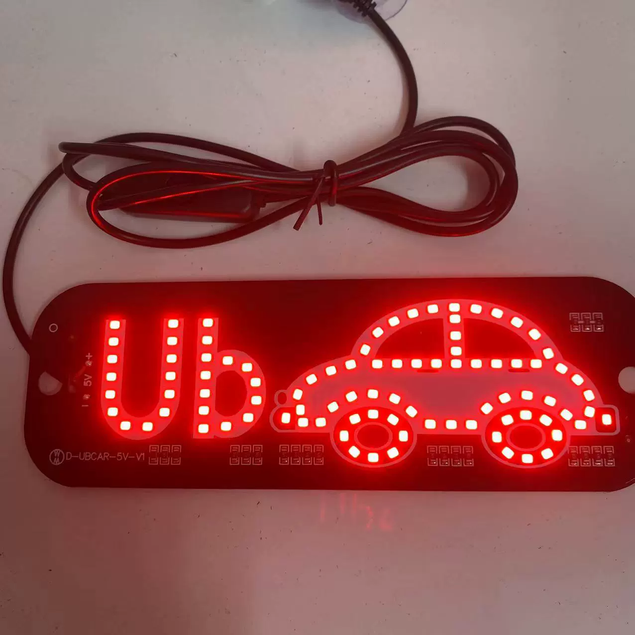 Пустые фары автомобиля, фары с логотипом такси, фары такси TAXI, UBER uber