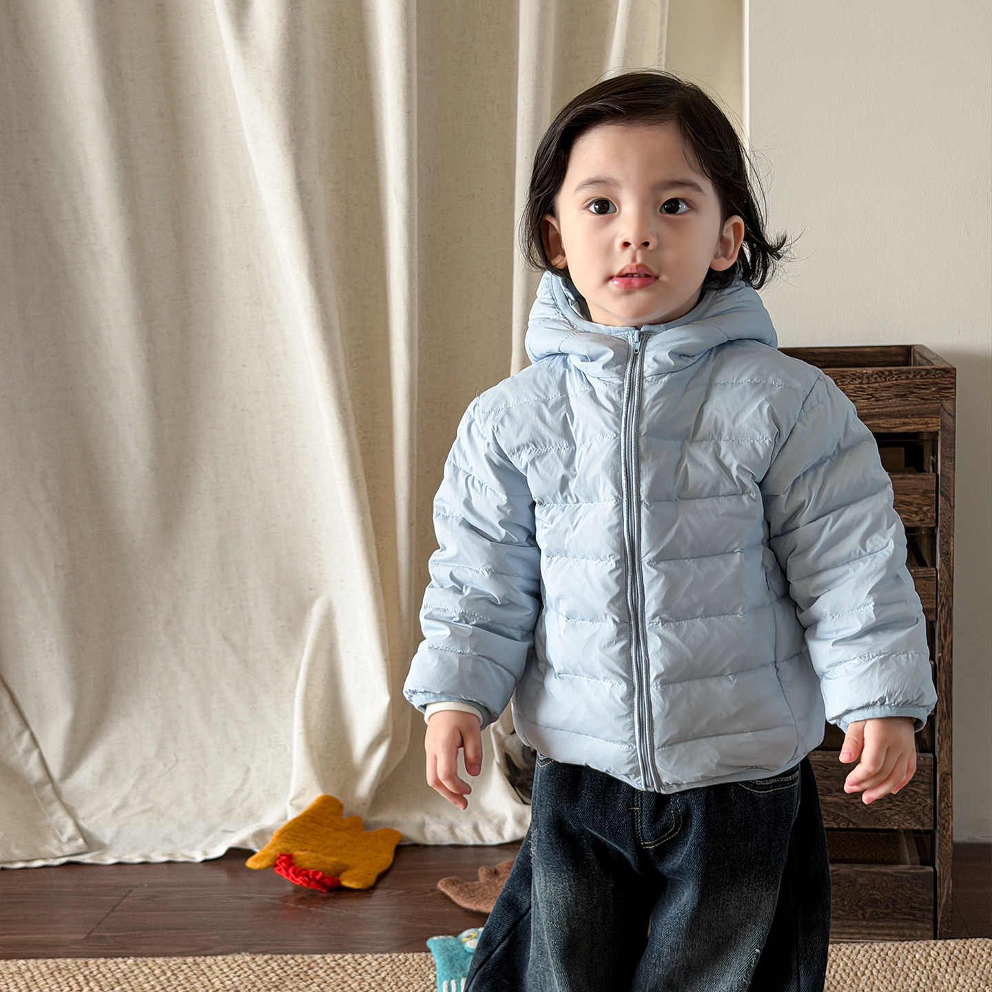Ingke ropa infantil chaqueta de plumón para niños ropa de invierno 2025 joven maestro 90 blanco chaqueta de ropa para niños ropa de bebé