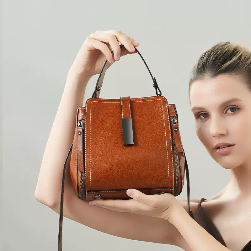 真皮女包斜挎大容量女简约单肩包百搭小众高级感新款女士手提包