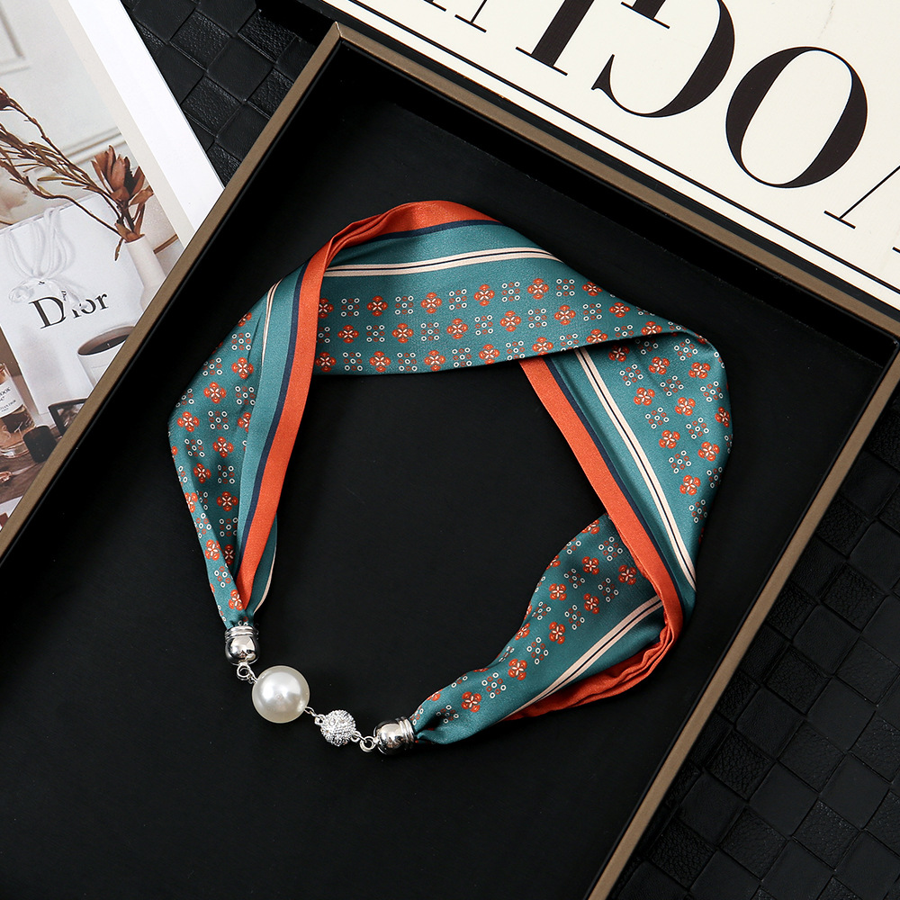 Pañuelo de seda con hebilla magnética de diamantes con incrustaciones de perlas collar mujer retro todo fósforo moda bufanda fina hebilla autocebante babero al por mayor