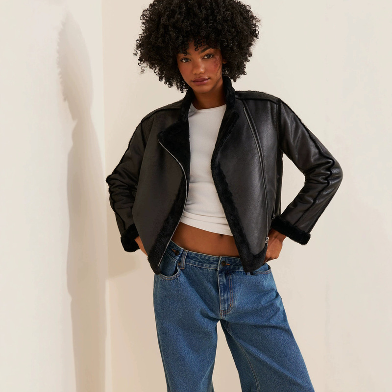 American-Style Faux Leather Motorcycle Jacket for Women with Fur Collar, Autumn and Winter Warm Short Black Coat