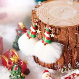 耳环;项链;手镯