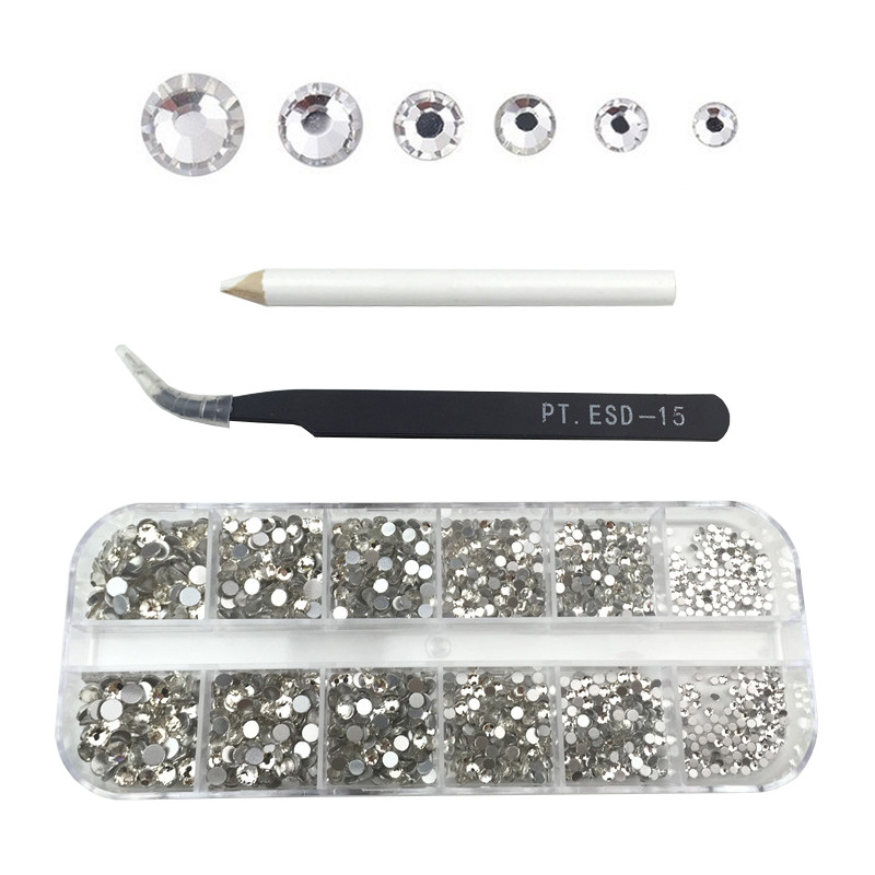 Estilo explosivo transfronterizo Juego de diamantes de uñas de 12 cuadrículas Vidrio azul real Diamante de forma especial Joyas de uñas Diamante plano Mezcla al por mayor