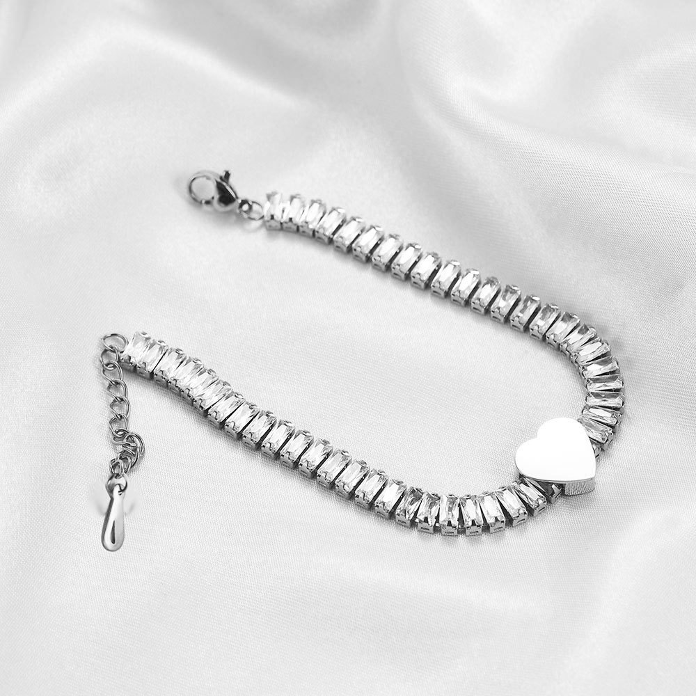 Titanium Steel Material Simple Style Shiny Heart Shape Titanium Steel Bracelets In Bulk