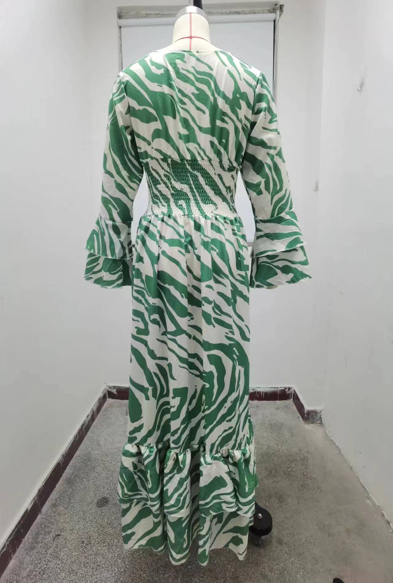Dress Image 4
