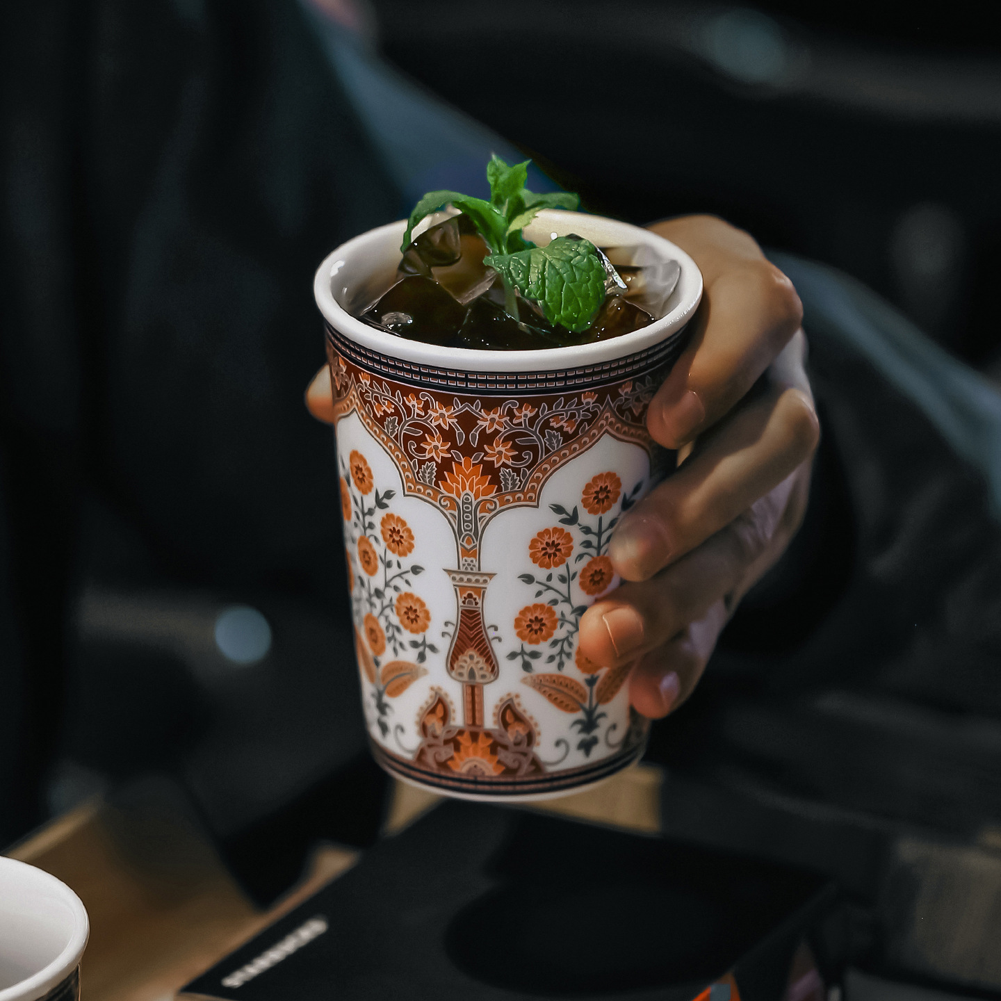 Luxurious And High-End Top Quality Ceramic Coffee Stylish Mug, Home-Use Water Latte Art Cup, Customizable With Logo_voghion.com