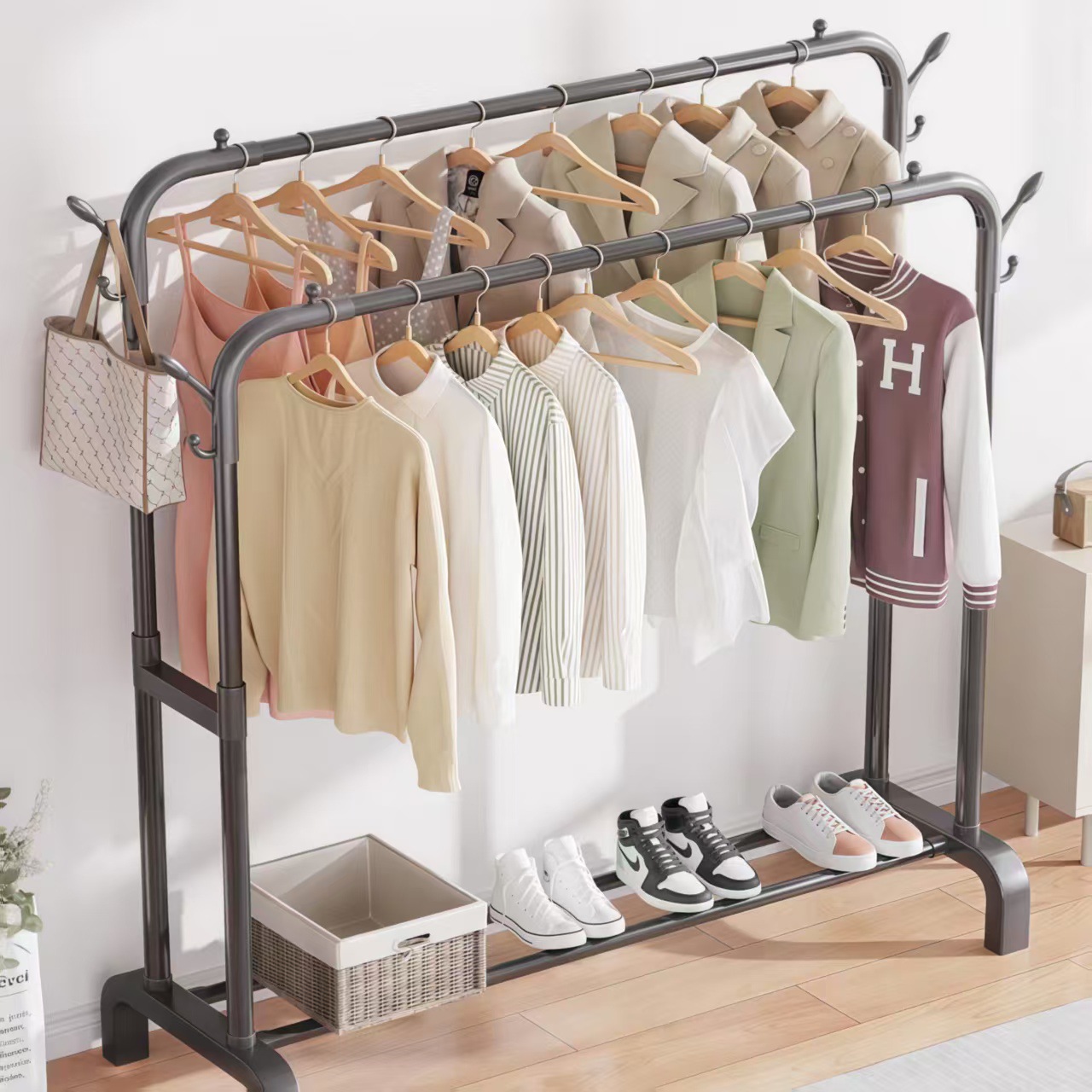 Perchero sencillo de interior, perchero de suelo para balcón o dormitorio, perchero móvil reforzado con doble barra para colgar ropa