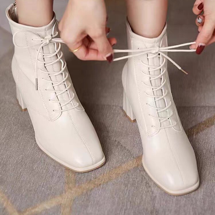In-Stock Autumn and Winter Soft Leather Boots, Lace-Up Chunky Heel Ankle Boots for Women, Square Toe Versatile Slimming High-Heeled Skinny Boots