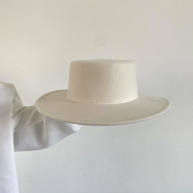 Autumn and Winter New Fashionable Simple White Wool Top Hat Ladies Wool Felt Top Hat Catwalk Hat for Women