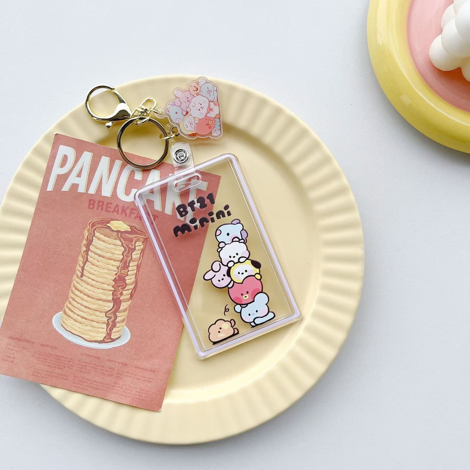 Tarjeta a prueba de balas juvenil cartón de dibujos animados lindo tarjeta de identificación de estudiantes tarjeta de almuerzo de autobús placa de pecho tarjeta de almuerzo de estudiantes caja protectora en efectivo