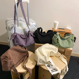 女士单肩包;女士斜挎包;休闲背包