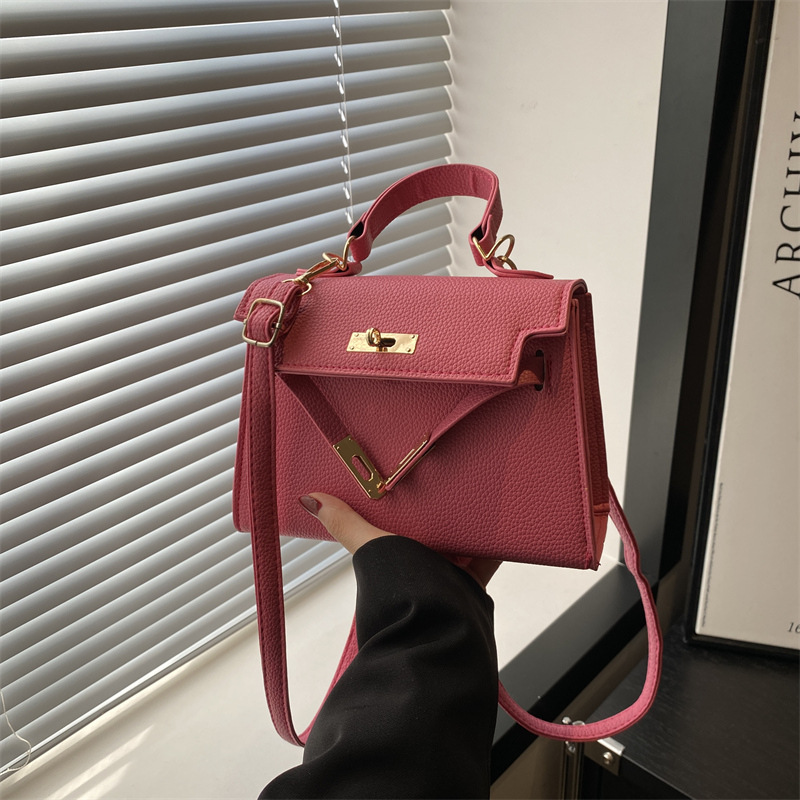 Nicho de alta sensación simple bolso de mano mujer 2024 nueva moda versátil bolso Kylie de moda bolso pequeño
