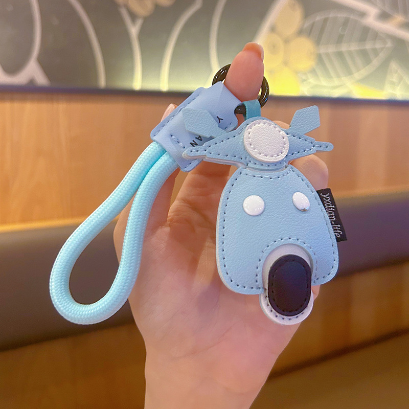クリエイティブレザーキーホルダー交通ペンダント交通漫画航空機バスレザーバッグペンダント小さなギフト|undefined