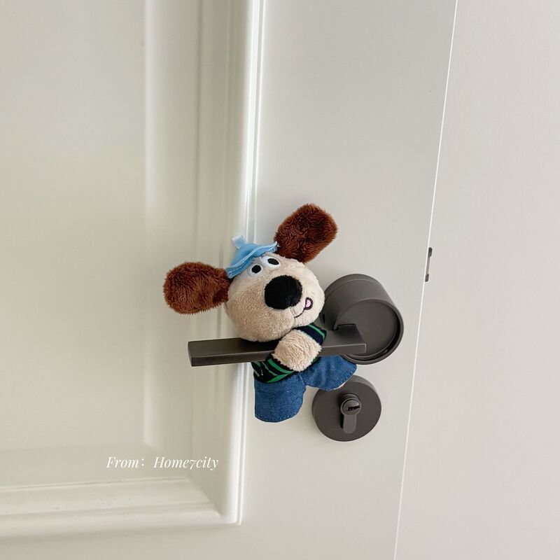 Playful Tongue-Out Puppy Door Handle Decorative Handle Cover Bedroom Door Soft Cute Decorative Doll New Home Gift Playful Tongue-Out Puppy Door Handle Decorative Handle Cover Bedroom Door Soft Cute Decorative Doll New Home Gift
