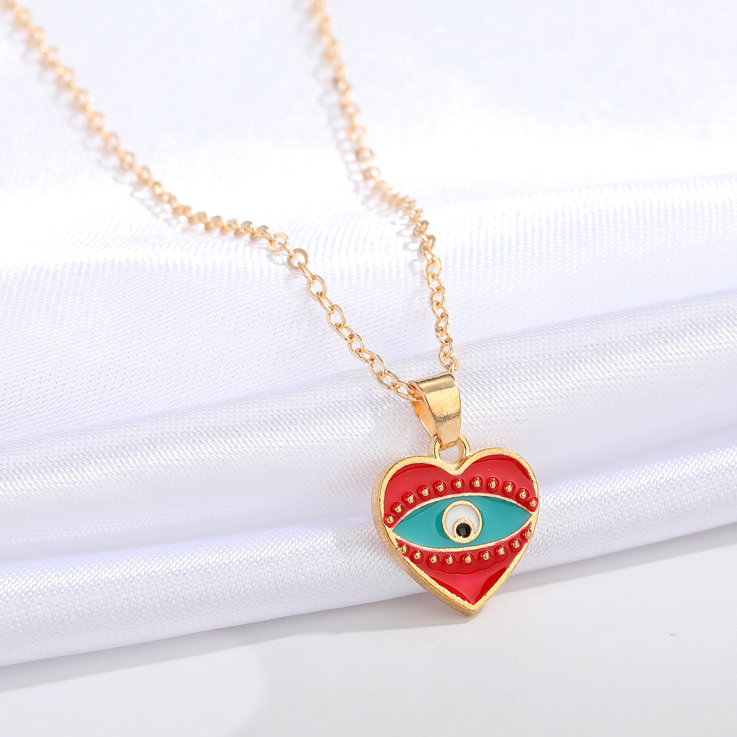 new heart blue eye multicolor irregular pendant clavicle chain wholesale Nihaojewelry