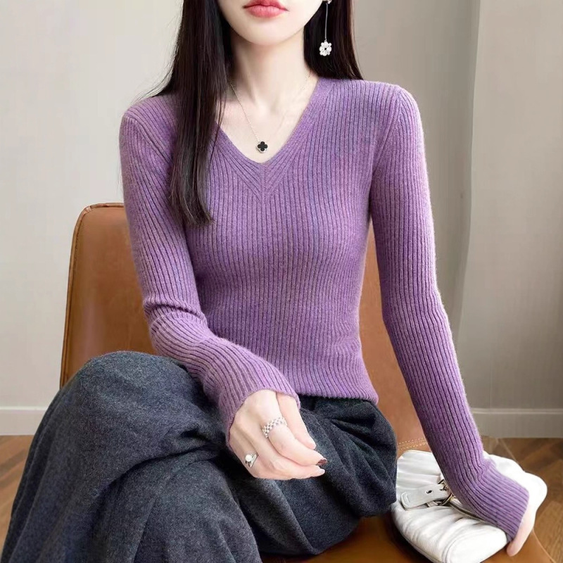 V-Neck Knitted Base Sweater for Women, Slim Fit, Warm Sweater, Slimming, Elegant, Suitable for Pairing with Coats, 2026 Spring, Autumn, Winter Sweater