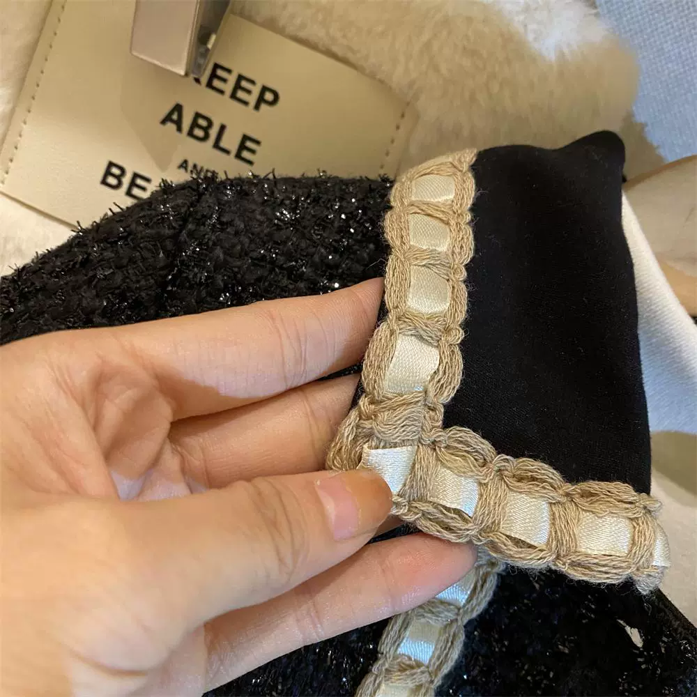 Набор из мини-юбки и куртки-пуховика в стиле Chanel, черный, детские размеры 90–140 см