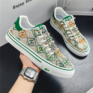 ��Ь�����Q���l�ļ��r�в���͸�����eЬ�͎�ƽ�������곱������Ь