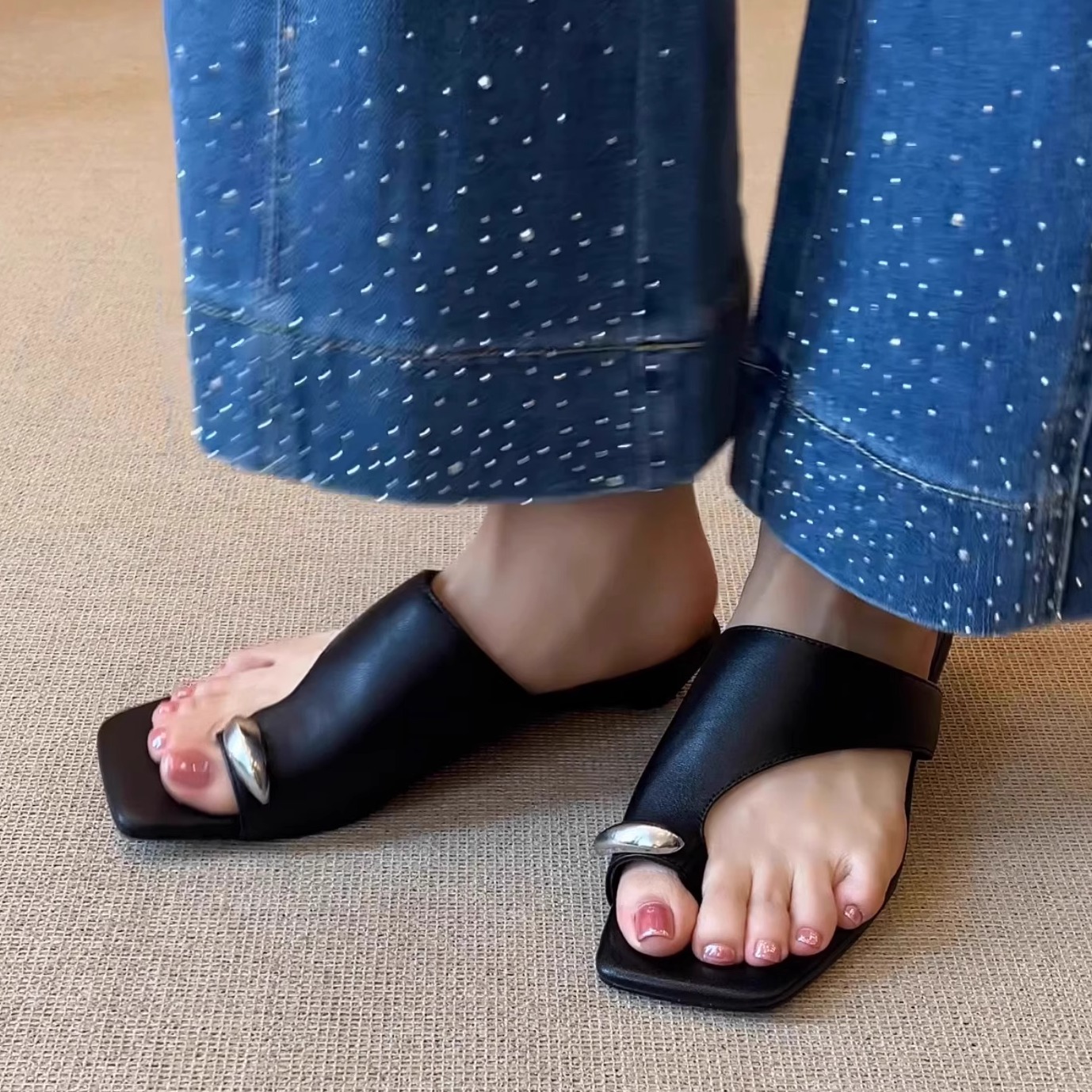 블랙, 굽 높이 약 3.5cm