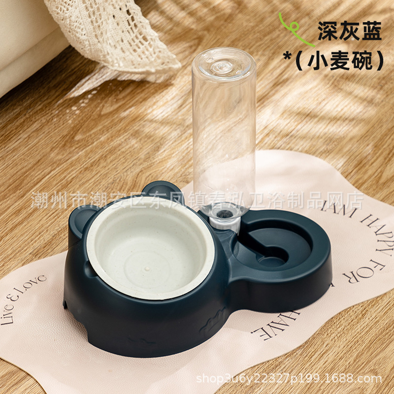 파란색 대형 사이즈에는 물병 + PP 그릇이 함께 제공됩니다.