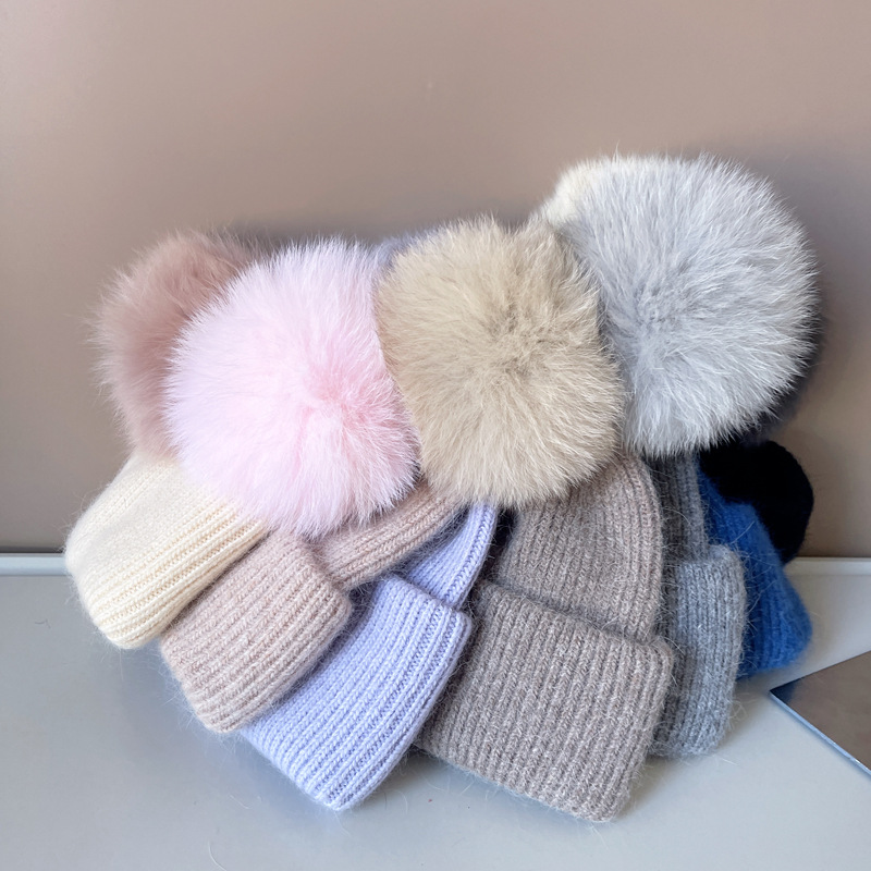 Women's Sweet Simple Style Color Block Pom Poms Eaveless Wool Cap display picture 6