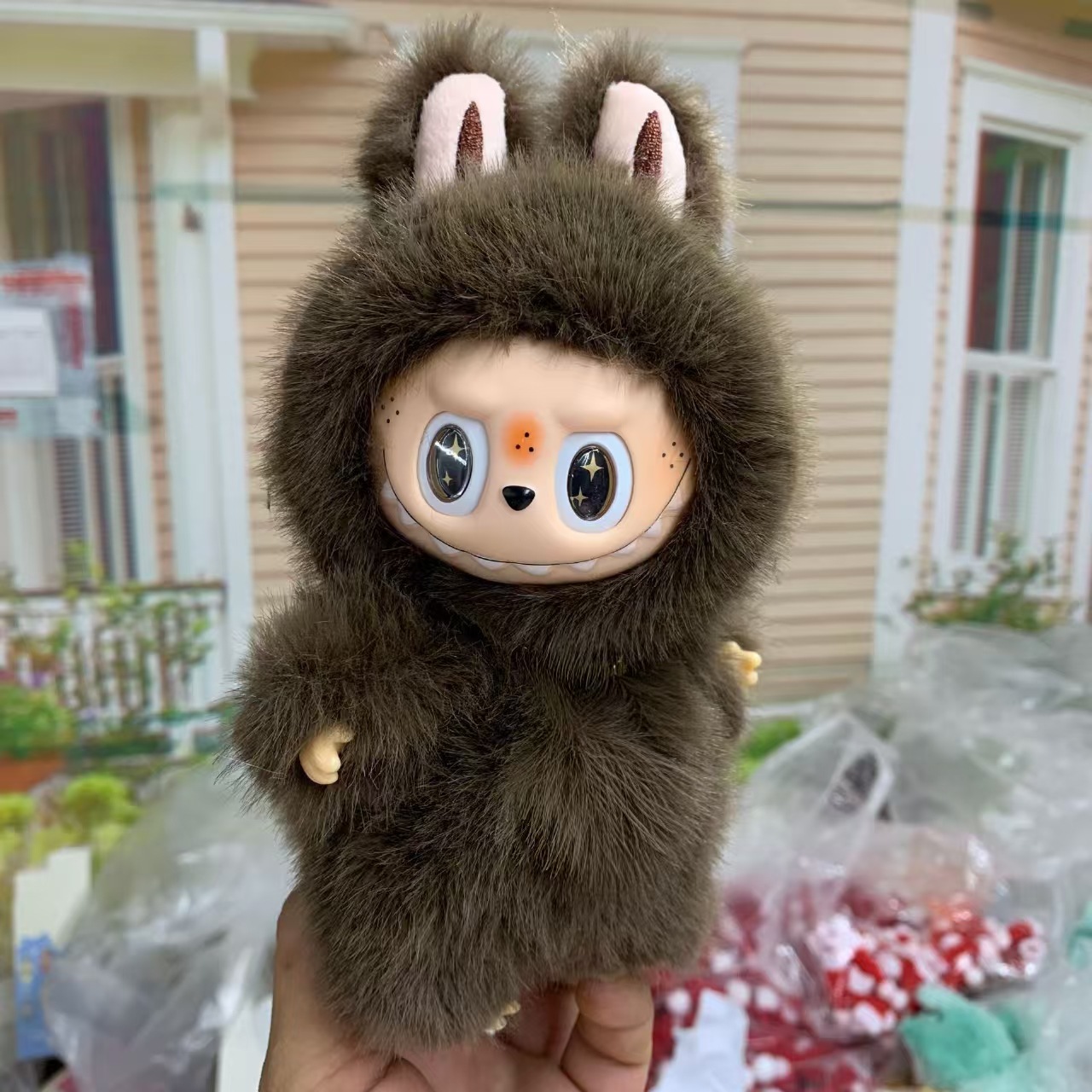 漫画ラブブース人気のクレーンゲームペンダントウサギぬいぐるみピンチ人形小さなギフトピンチ人形