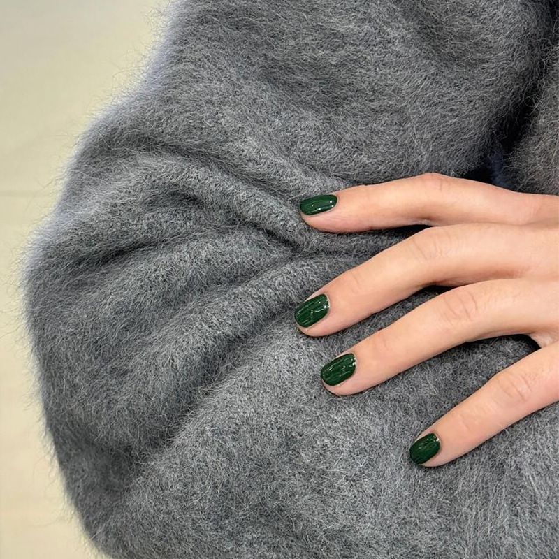 Semi-Handmade Vintage Emerald Green Solid Color Short Press-On Nails, Brightening Dark Green Manicure, Fake Nails, New Hard Nails Semi-Handmade Vintage Emerald Green Solid Color Short Press-On Nails, Brightening Dark Green Manicure, Fake Nails, New Hard Nails