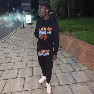 С������Trapstar�{�Sɫ���^ӡ���ӽq�l���lѝ���b�W�����^INS
